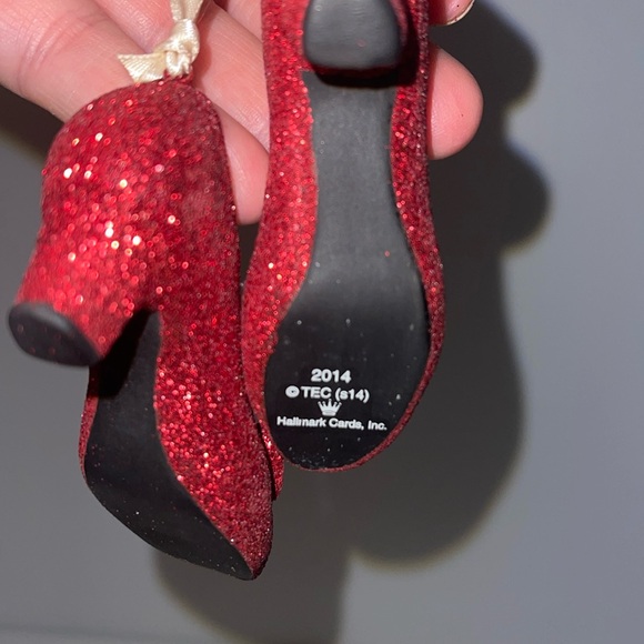 Ruby Slippers ornament Wizard of Oz - Picture 7 of 7
